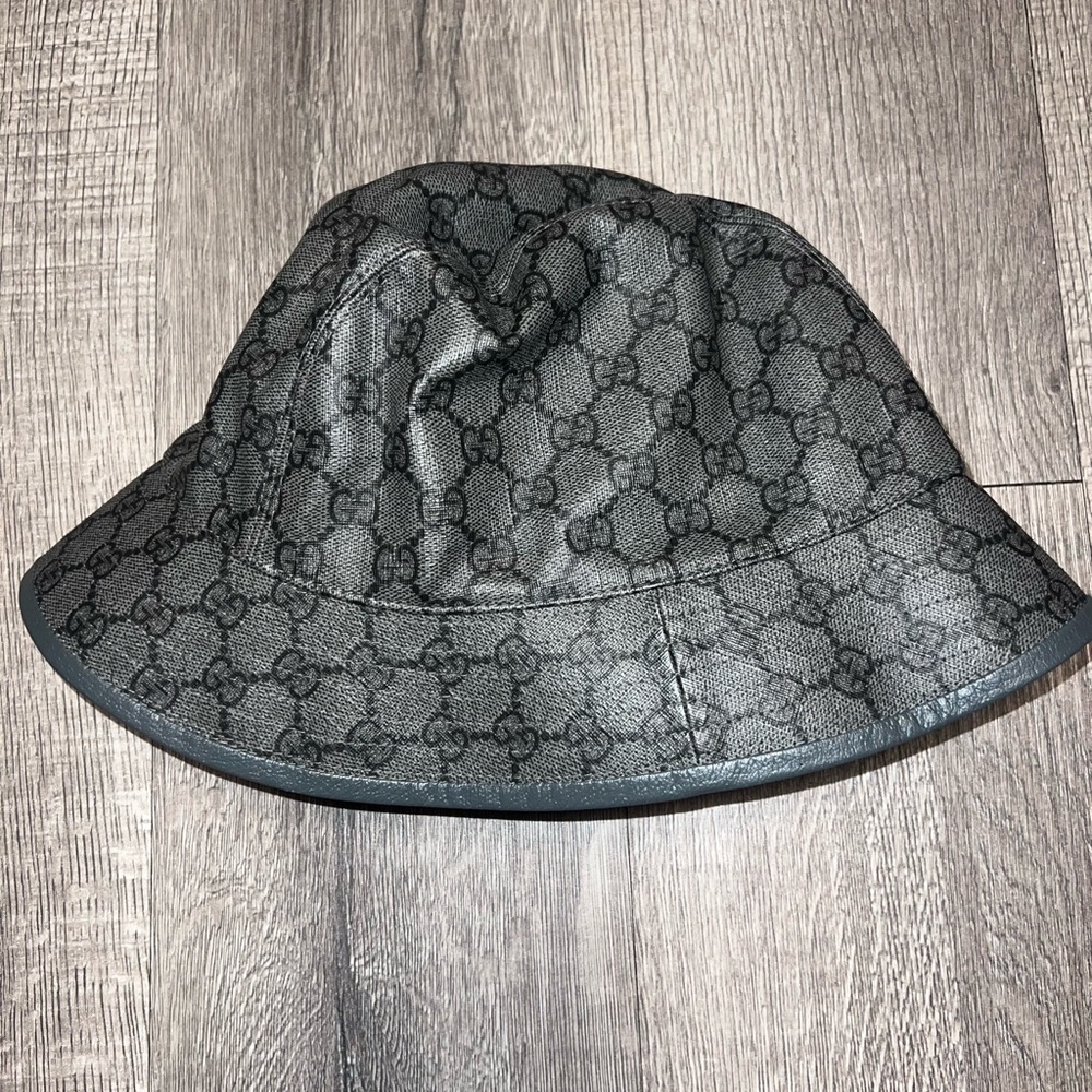 🖤GUCCI Bucket Hat🖤 - Picture 2 of 5